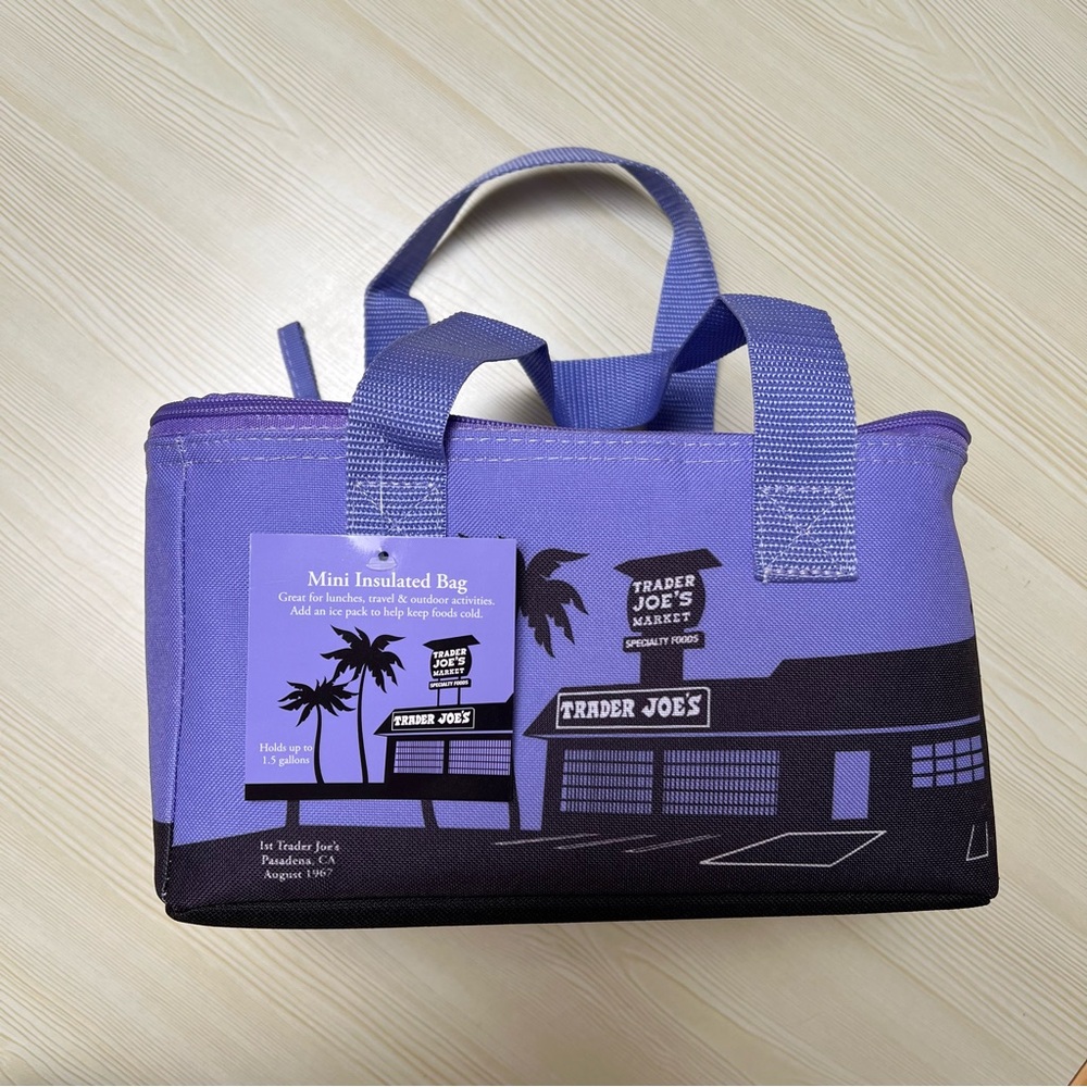 [NWT] Trader Joe's Insulated Lunch Bag - Purple & Black